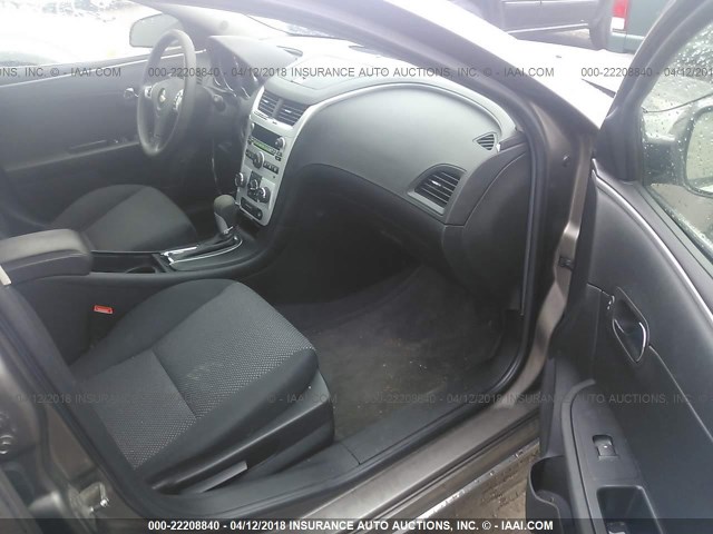 1G1ZC5E14BF113892 - 2011 CHEVROLET MALIBU 1LT 金色 照片 5