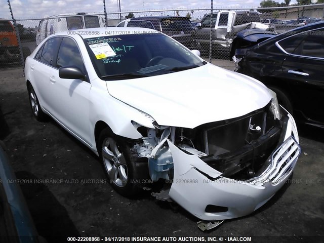 4T1BF3EK5AU568494 - 2010 TOYOTA CAMRY SE/LE/XLE WHITE photo 1