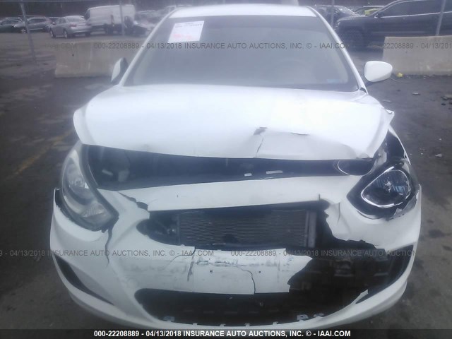 KMHCT4AE2CU260723 - 2012 HYUNDAI ACCENT GLS/GS WHITE photo 6