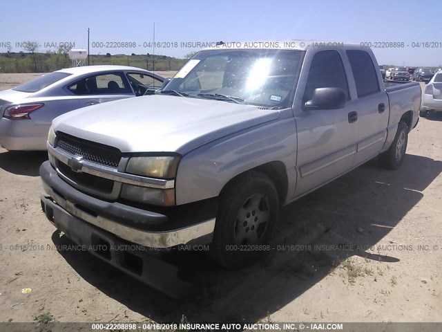 2GCEC13T651209697 - 2005 CHEVROLET SILVERADO C1500 SILVER photo 2