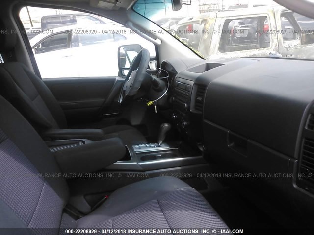 1N6AA07D19N308365 - 2009 NISSAN TITAN XE/SE/LE GRAY photo 5