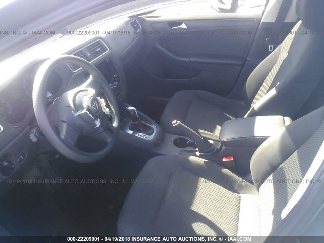 3VW2K7AJ1EM316270 - 2014 VOLKSWAGEN JETTA S 灰色 照片 5