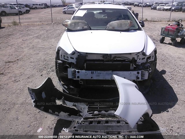 1G1ZA5EB4AF174138 - 2010 CHEVROLET MALIBU LS თეთრი ფოტო 6