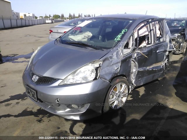 JHMGE8H41AS007906 - 2010 HONDA FIT SPORT SILVER photo 2