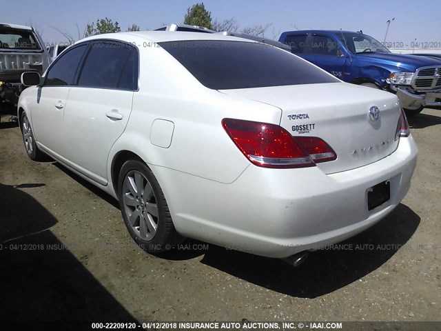 4T1BK36B57U217541 - 2007 TOYOTA AVALON XL/XLS/TOURING/LIMITED WHITE photo 3