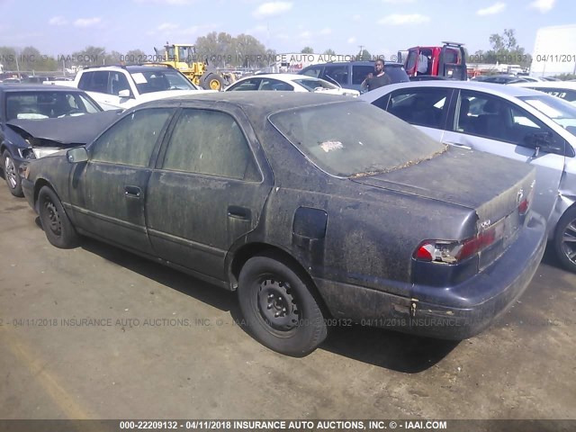 JT2BG22K2X0307462 - 1999 TOYOTA CAMRY LE/XLE GRAY photo 3