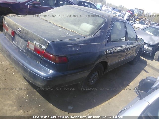 JT2BG22K2X0307462 - 1999 TOYOTA CAMRY LE/XLE GRAY photo 4