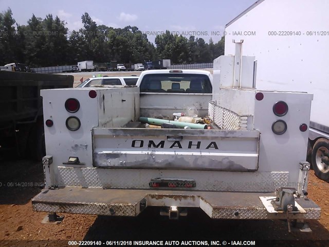 1FDUF5HT7BEB67372 - 2011 FORD F550 SUPER DUTY WHITE photo 8