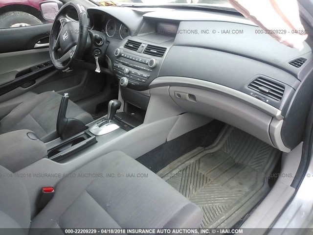 1HGCP2F45BA122298 - 2011 HONDA ACCORD LXP GRAY photo 5