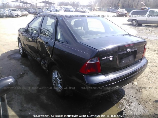1FAFP34N97W295478 - 2007 FORD FOCUS ZX4/S/SE/SES 黑色 照片 3