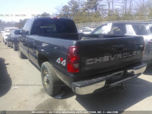 1GCEK19VX3E246372 - 2003 CHEVROLET SILVERADO K1500 GRAY photo 3