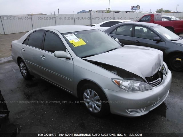 4T1BE32K36U719797 - 2006 TOYOTA CAMRY LE/XLE/SE SILVER photo 1