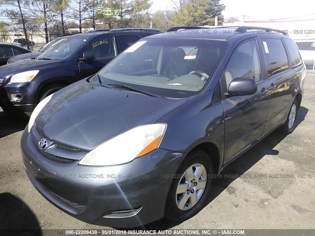 5TDKK4CC4AS293934 - 2010 TOYOTA SIENNA CE/LE GRAY photo 2