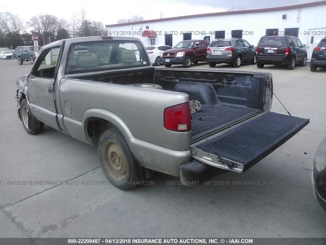 1GCCS14W028263766 - 2002 CHEVROLET S TRUCK S10 SILVER photo 3