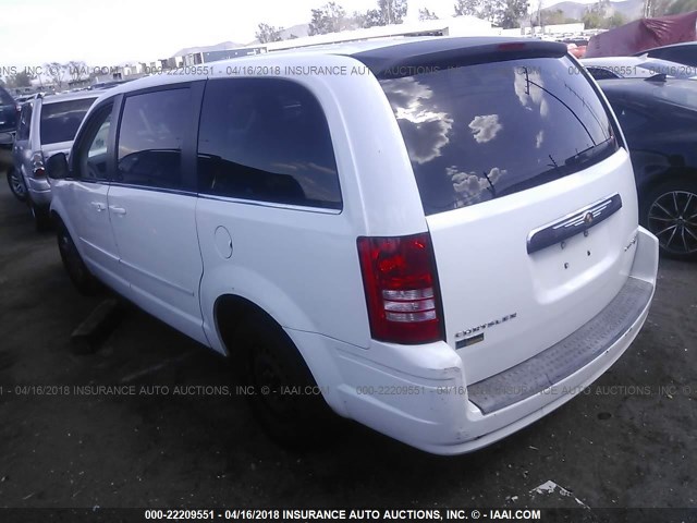 2A8HR44E49R656073 - 2009 CHRYSLER TOWN & COUNTRY LX WHITE photo 3