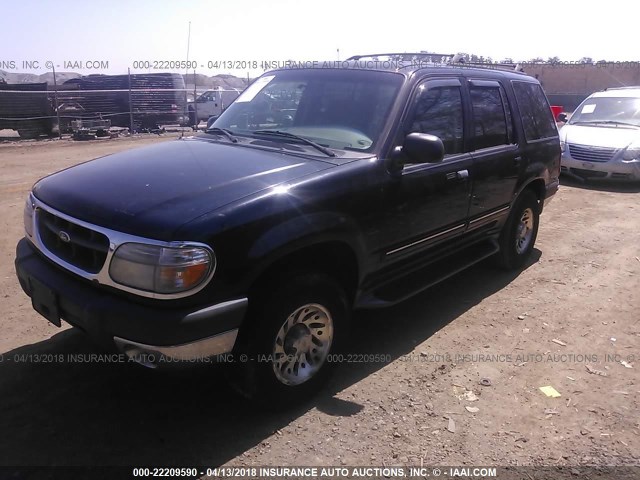 1FMZU73E6YZA70813 - 2000 FORD EXPLORER XLT BLACK photo 2