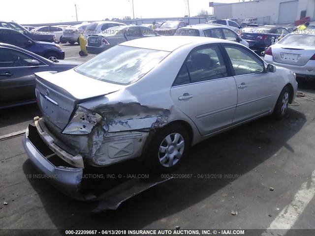 4T1BE32K83U722321 - 2003 TOYOTA CAMRY LE/XLE/SE SILVER photo 4