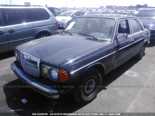 WDBAB33A4DB030518 - 1983 MERCEDES-BENZ 300 DT BLUE photo 2