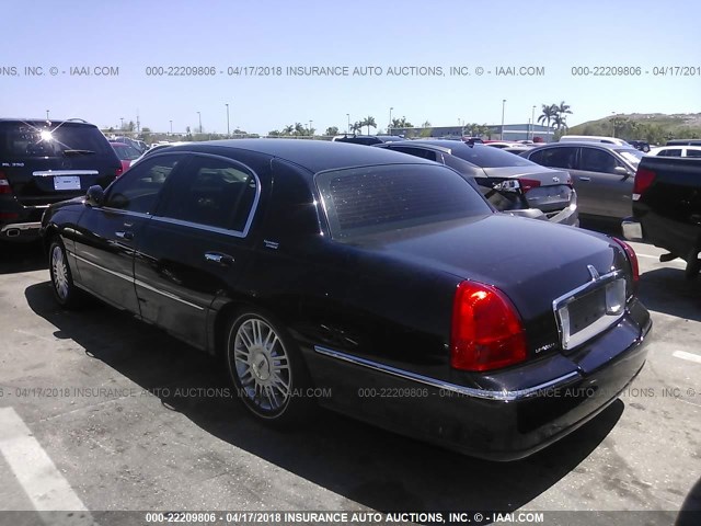 2LNHM82V58X643192 - 2008 LINCOLN TOWN CAR SIGNATURE LIMITED BLACK photo 3