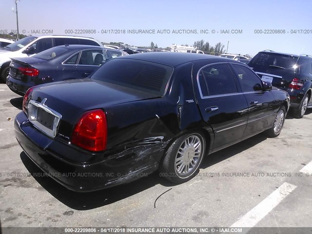 2LNHM82V58X643192 - 2008 LINCOLN TOWN CAR SIGNATURE LIMITED BLACK photo 4