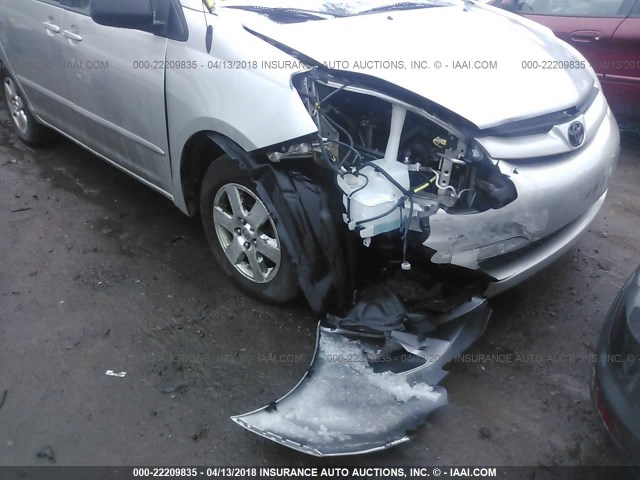 5TDZA23C46S582017 - 2006 TOYOTA SIENNA CE/LE SILVER photo 6