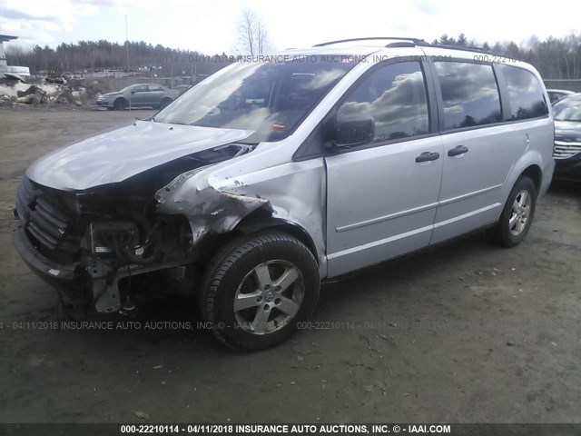 1D8HN44HX8B132258 - 2008 DODGE GRAND CARAVAN SE SILVER photo 2