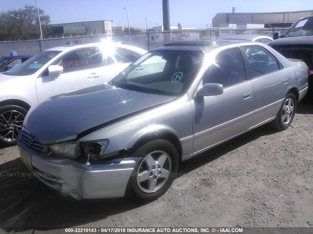 JT2BF28K510305111 - 2001 TOYOTA CAMRY LE/XLE SILVER photo 2