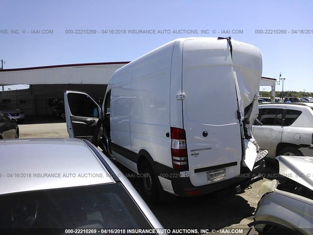 WD3PE7DC7E5899019 - 2014 MERCEDES-BENZ SPRINTER 2500 WHITE photo 3