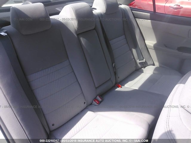 4T1BF1FK8HU792310 - 2017 TOYOTA CAMRY LE/XLE/SE/XSE Blanc photo 8