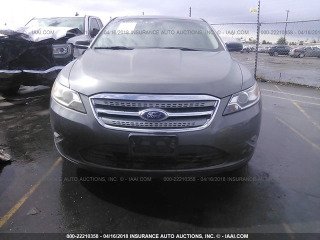 1FAHP2EW9BG161860 - 2011 FORD TAURUS SEL GRAY photo 6