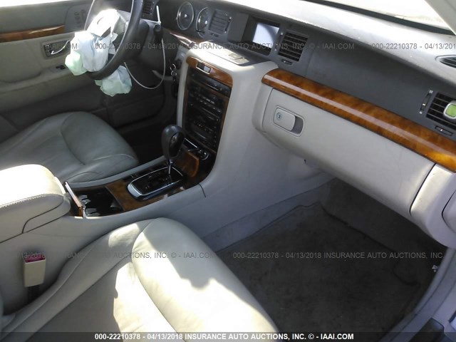 KNALD124255056469 - 2005 KIA AMANTI SILVER photo 5