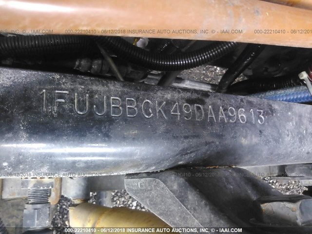 1FUJBBCK49DAA9613 - 2009 FREIGHTLINER CONVENTIONAL ST120 BLACK photo 10