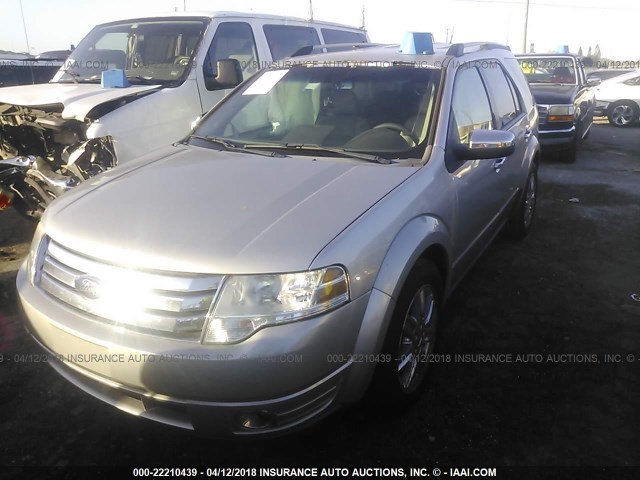 1FMDK03WX8GA13154 - 2008 FORD TAURUS X LIMITED SILVER photo 2