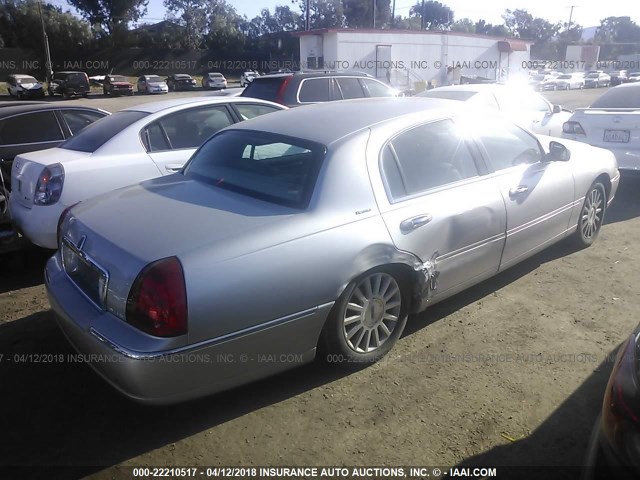 1LNHM81W83Y690543 - 2003 LINCOLN TOWN CAR EXECUTIVE Серебристый фото 4