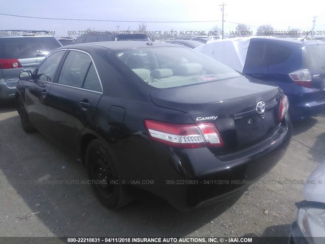 4T1BF3EK4BU225628 - 2011 TOYOTA CAMRY SE/LE/XLE BLACK photo 3