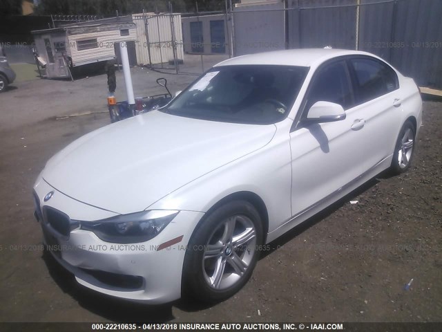 WBA3B1C54FP831437 - 2015 BMW 320 I WHITE photo 2