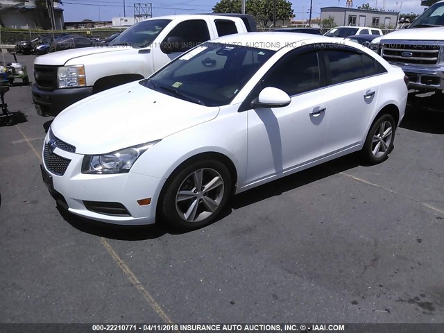 1G1PE5SB2D7286953 - 2013 CHEVROLET CRUZE LT WHITE photo 2