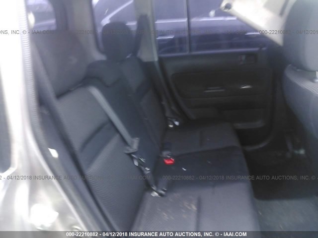 JTLKT324654006035 - 2005 TOYOTA SCION XB BEIGE photo 8