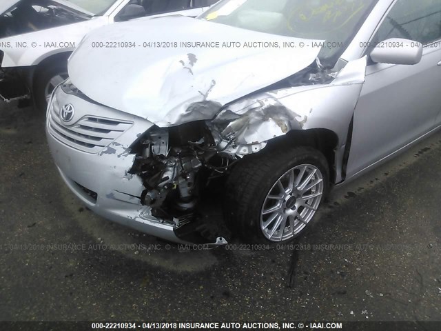 4T1BE46K69U288005 - 2009 TOYOTA CAMRY SE/LE/XLE SILVER photo 6
