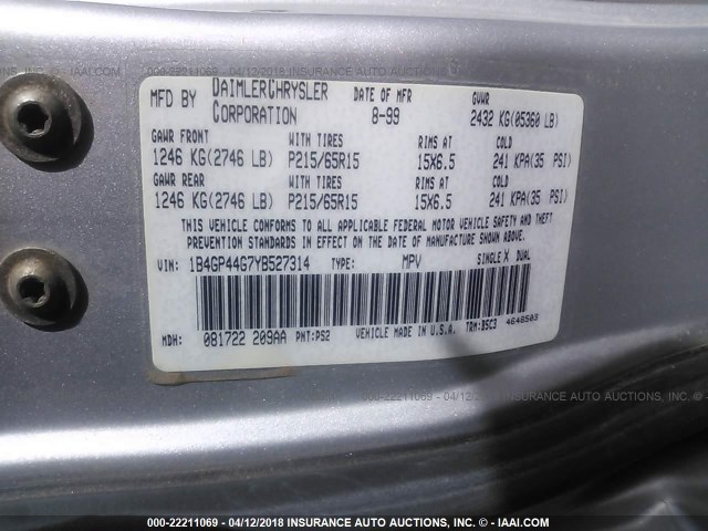 1B4GP44G7YB527314 - 2000 DODGE GRAND CARAVAN SE/SPORT SILVER photo 9