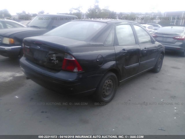 1FAFP34N87W293883 - 2007 FORD FOCUS ZX4/S/SE/SES 黑色 照片 4