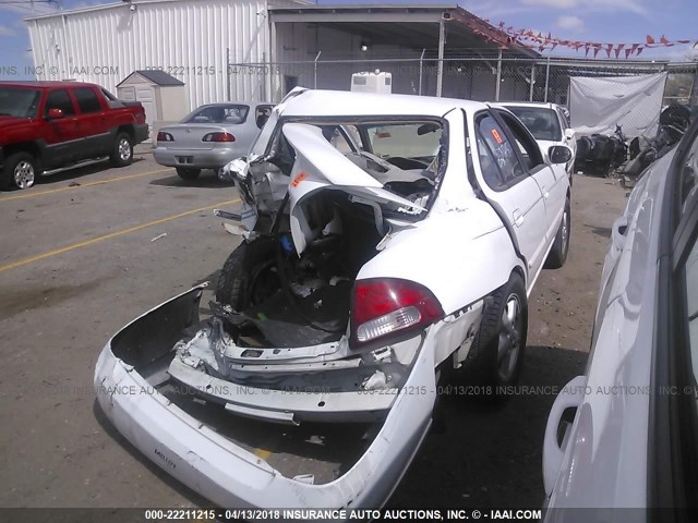 3N1CB51AX2L555218 - 2002 NISSAN SENTRA GXE WHITE photo 4