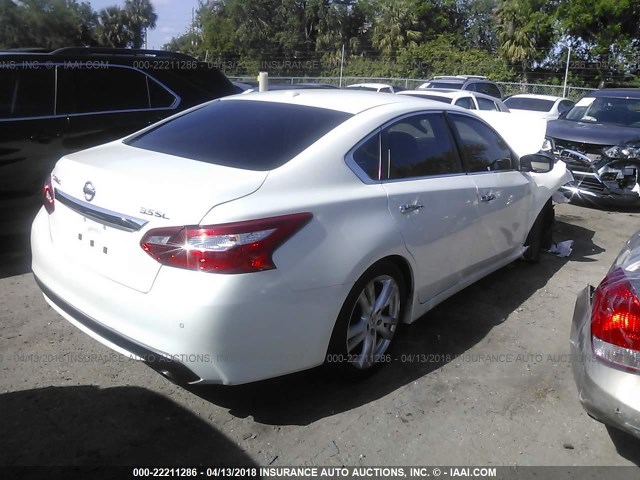 1N4BL3AP9GC124019 - 2016 NISSAN ALTIMA 3.5SL/3.5 SR WHITE photo 4