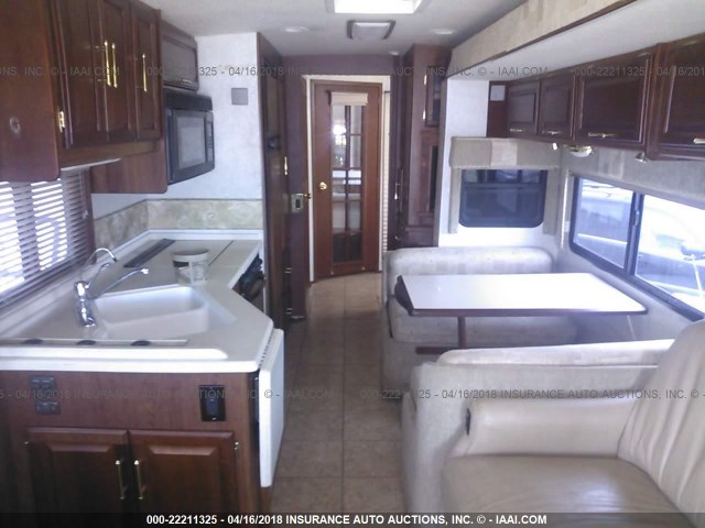 5B4MP67G443394101 - 2005 WORKHORSE CUSTOM CHASSIS MOTORHOME CHASSIS W22 Unknown photo 8