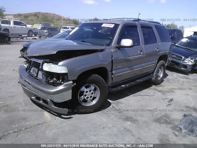 1GNEC13T11J149335 - 2001 CHEVROLET TAHOE C1500 GRAY photo 2