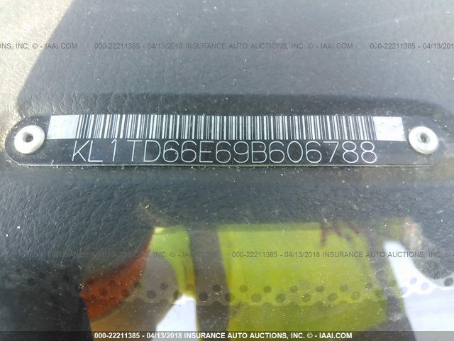 KL1TD66E69B606788 - 2009 CHEVROLET AVEO LS/LT YELLOW photo 9