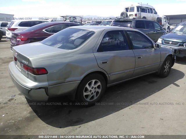 JT2BF22K1X0154754 - 1999 TOYOTA CAMRY LE/XLE GOLD photo 4