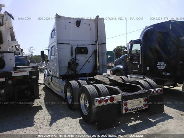 4V4NC9EJ08N495385 - 2008 VOLVO VN L WHITE photo 3