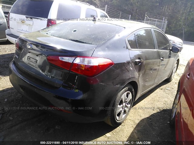 KNAFK4A65G5537309 - 2016 KIA FORTE LX BLACK photo 4