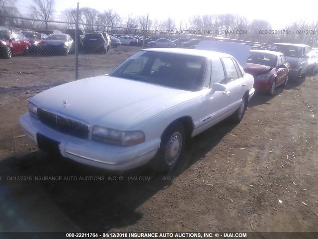 1G4CW52K5SH606563 - 1995 BUICK PARK AVENUE  WHITE photo 2